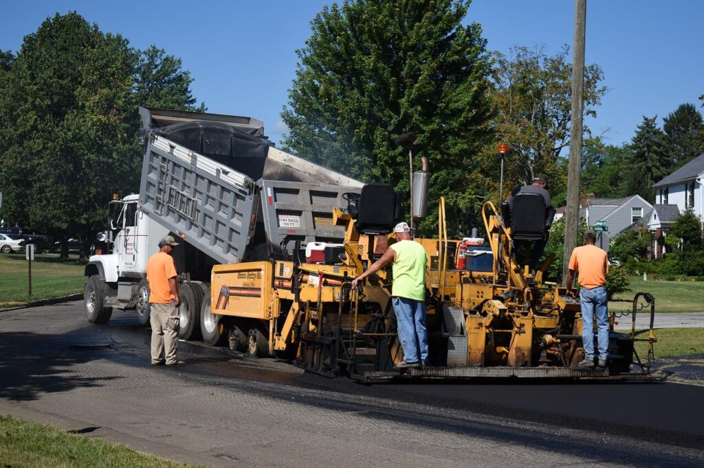 How to Choose the Right Asphalt Paving Contractor for Your Project? how to choose the right asphalt paving contractor for your project