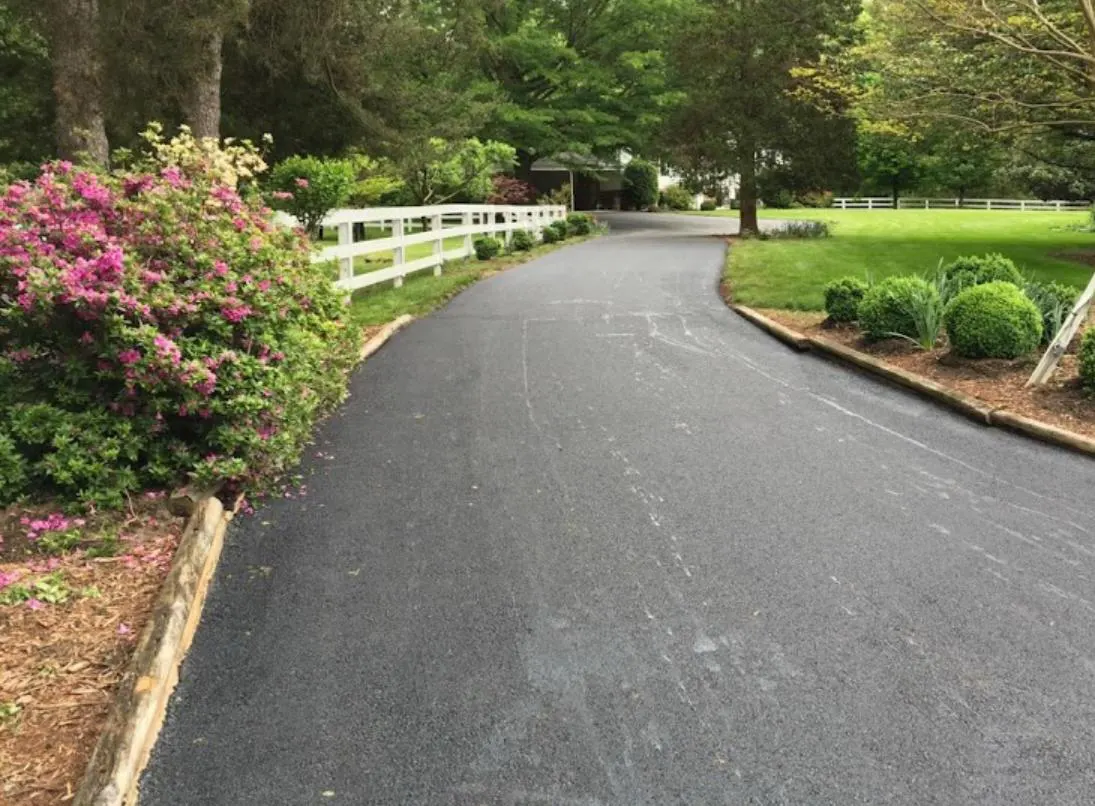 why asphalt driveways are a great choice